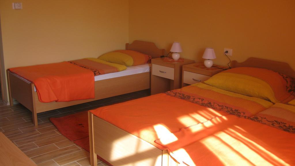 Tourist Farm Dujceva Domacija Villa Vremski Britof Ngoại thất bức ảnh