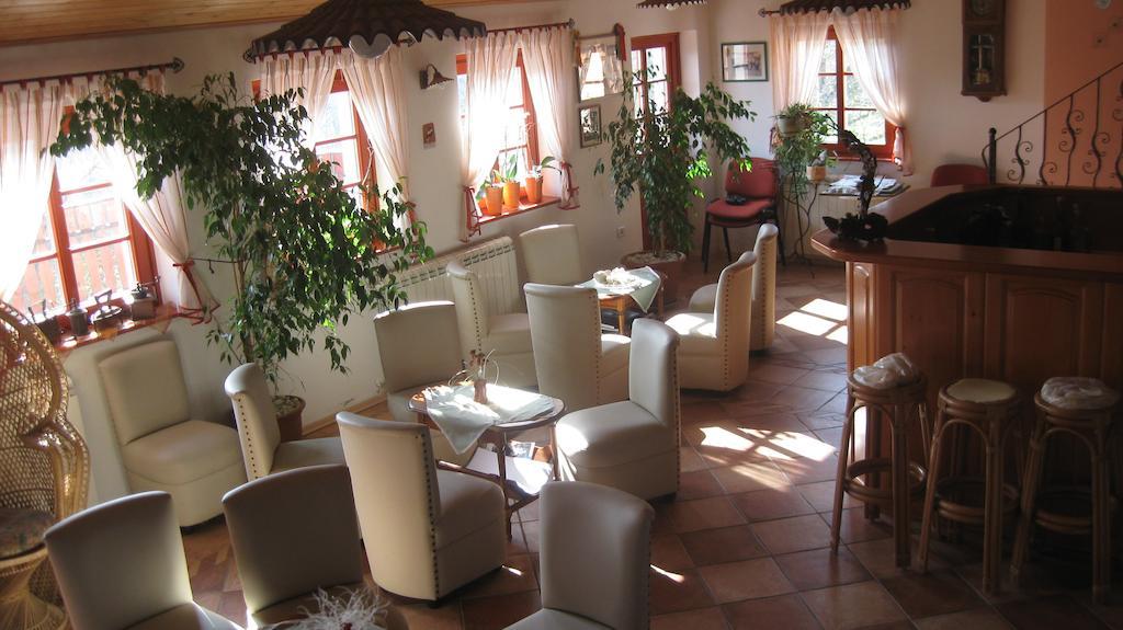 Tourist Farm Dujceva Domacija Villa Vremski Britof Ngoại thất bức ảnh