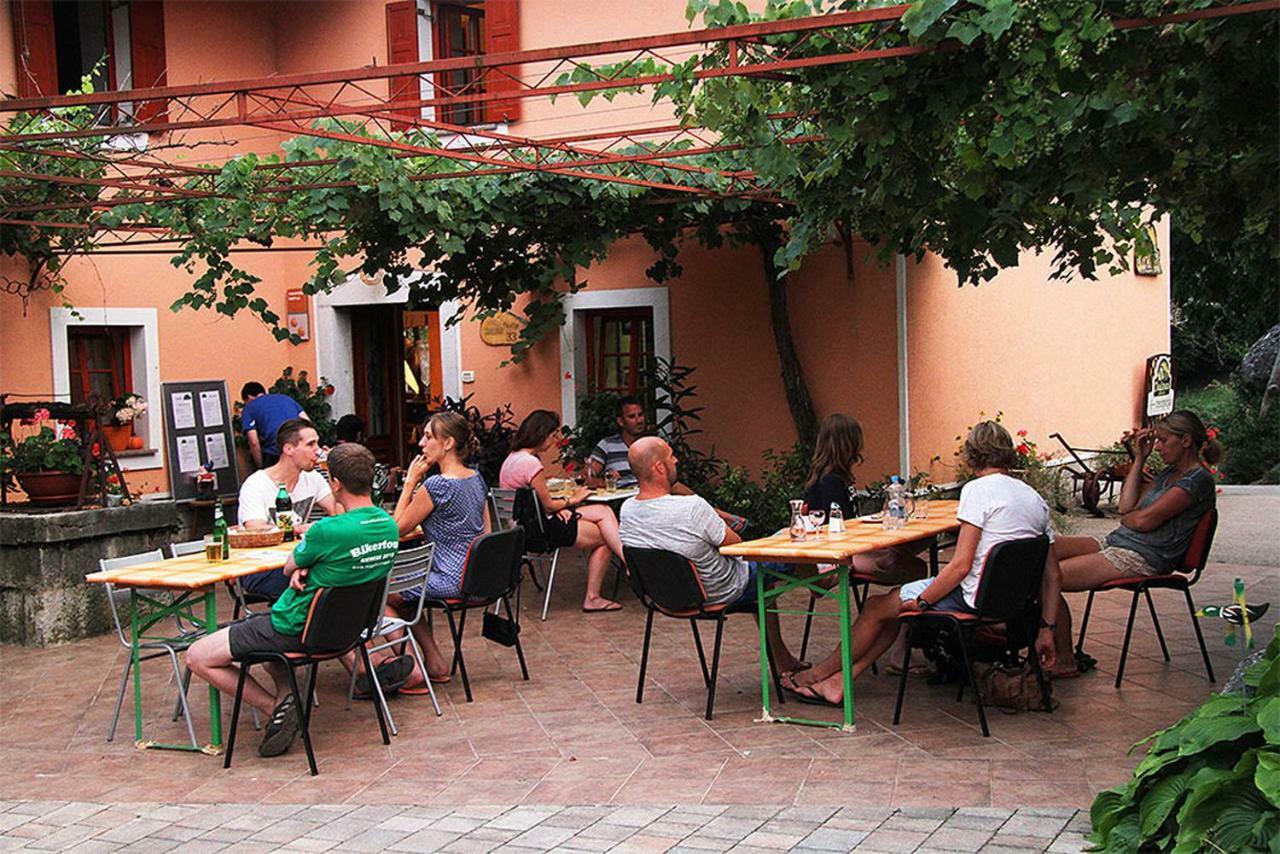 Tourist Farm Dujceva Domacija Villa Vremski Britof Ngoại thất bức ảnh