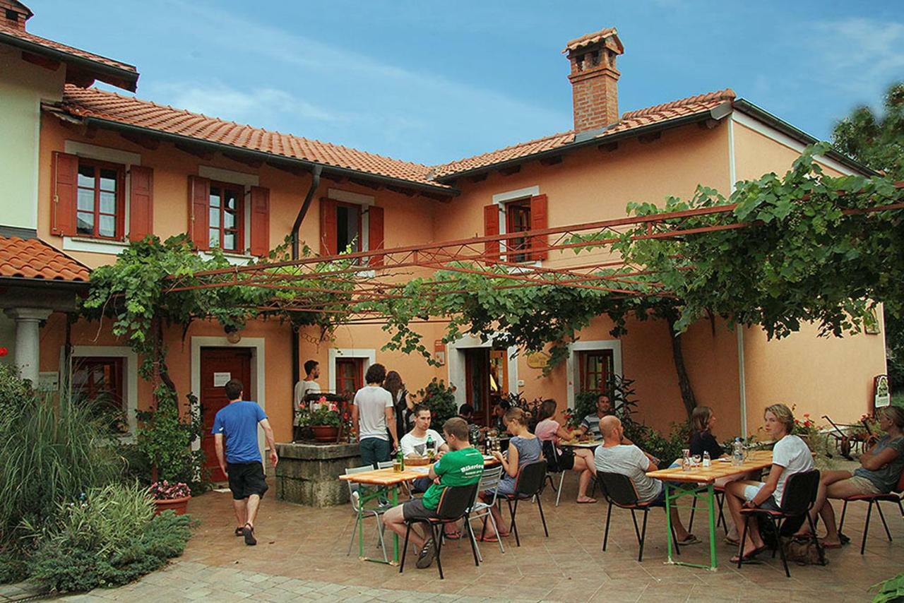Tourist Farm Dujceva Domacija Villa Vremski Britof Ngoại thất bức ảnh
